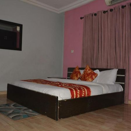 Esporta Suites Yaba Lagos Eksteriør bilde