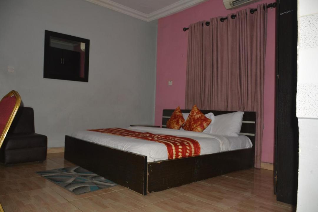 Esporta Suites Yaba Lagos Eksteriør bilde