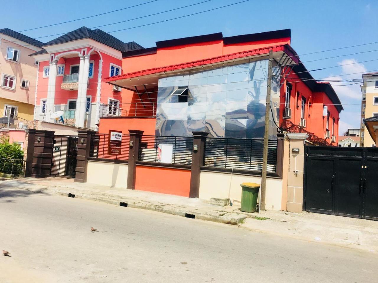 Esporta Suites Yaba Lagos Eksteriør bilde